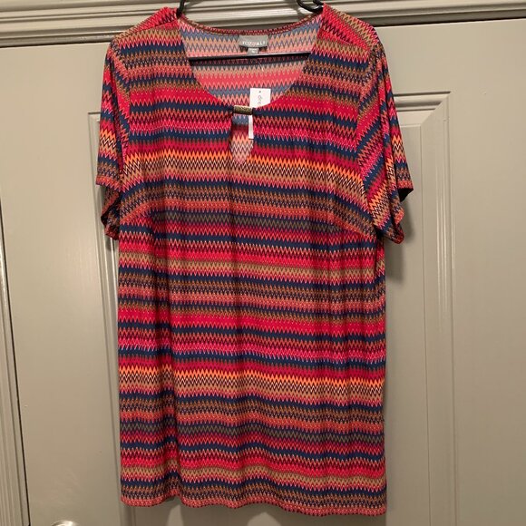 Roz & Ali Tops - Roz & Ali Woman Women's Multicolor Chevron Keyhole Top Size 1X New With Tags